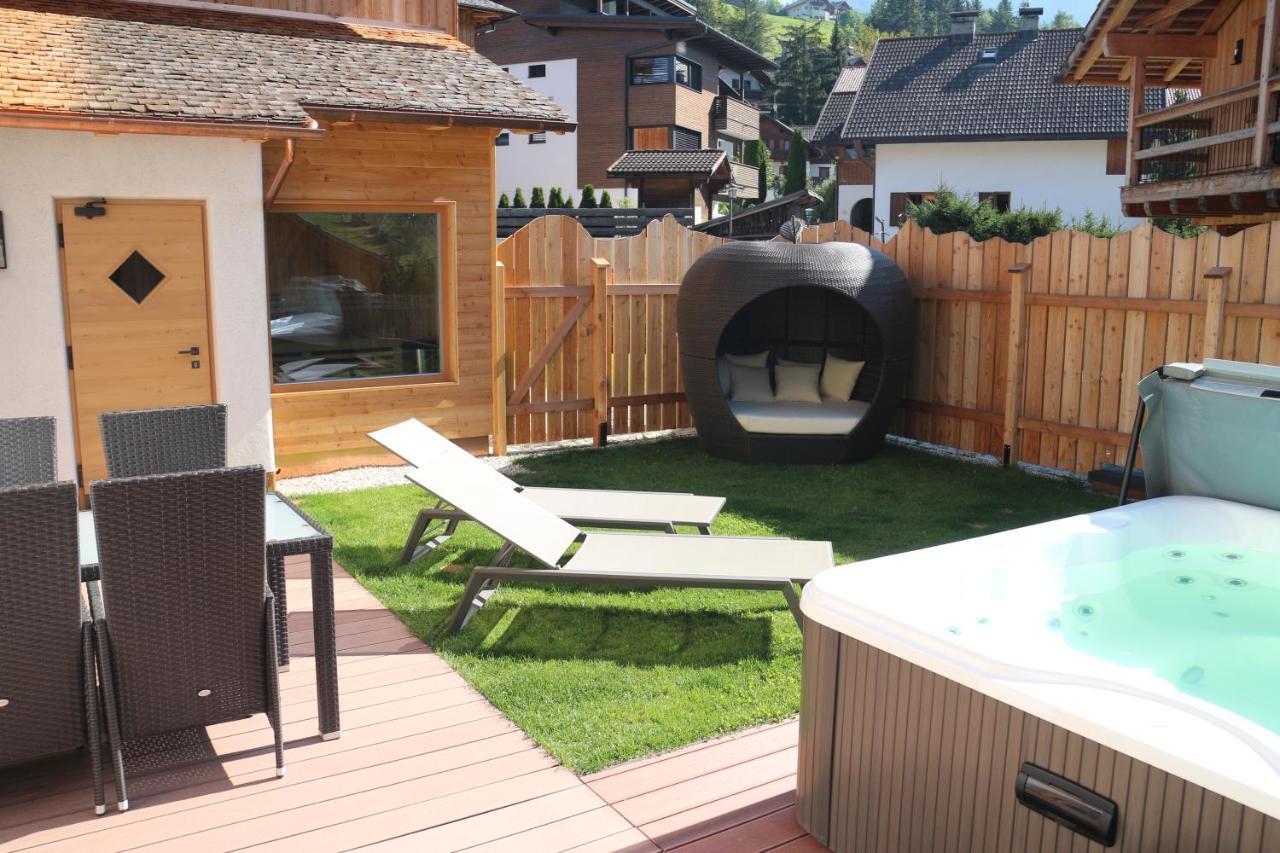 Liondes Chalets St. Vigil Exterior foto